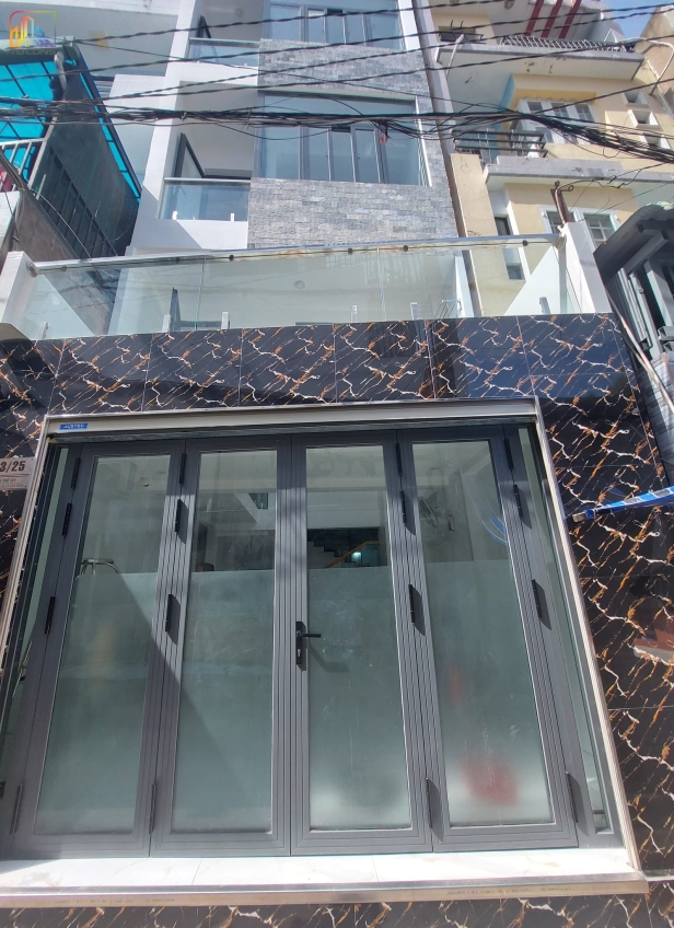 Gia đình Anh Niềm - Chị Hoa ( Hoàn công và Bàn giao )