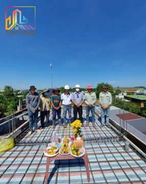 XÂY NHÀ TRỌN GÓI CHỊ THU BÌNH PHƯỚC  (Công tác đổ bê tông lầu 1)